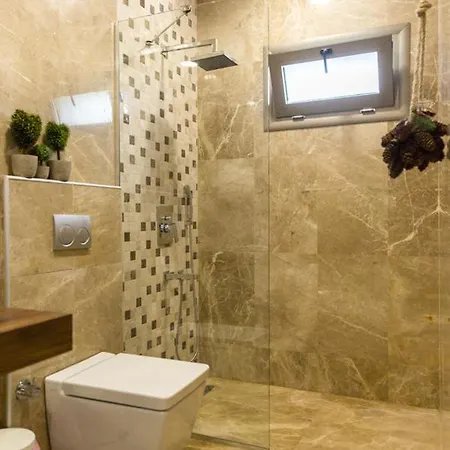Sleeps 8 With Pool Air Con And Wifi * Gumbet
