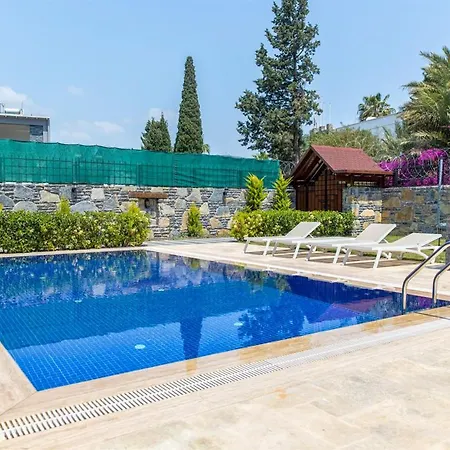 Sleeps 8 With Pool Air Con And Wifi 빌라 검벳